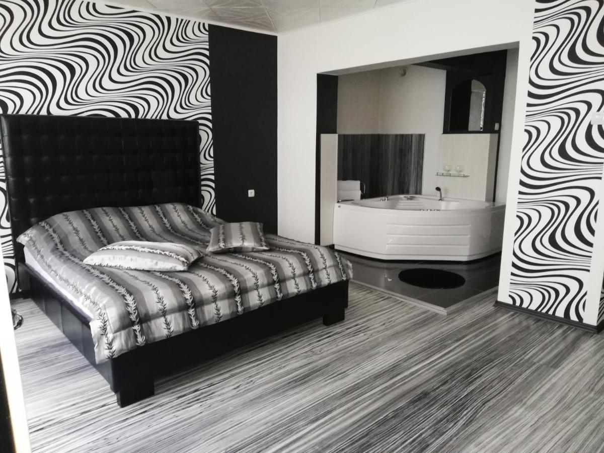 Хотелски Комплекс Родина Mizara Quarto foto